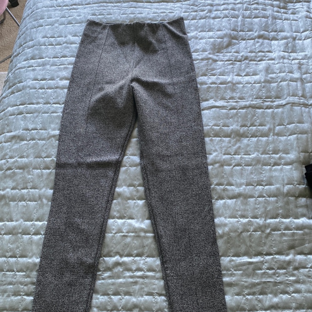 Zara gray leggings with seam